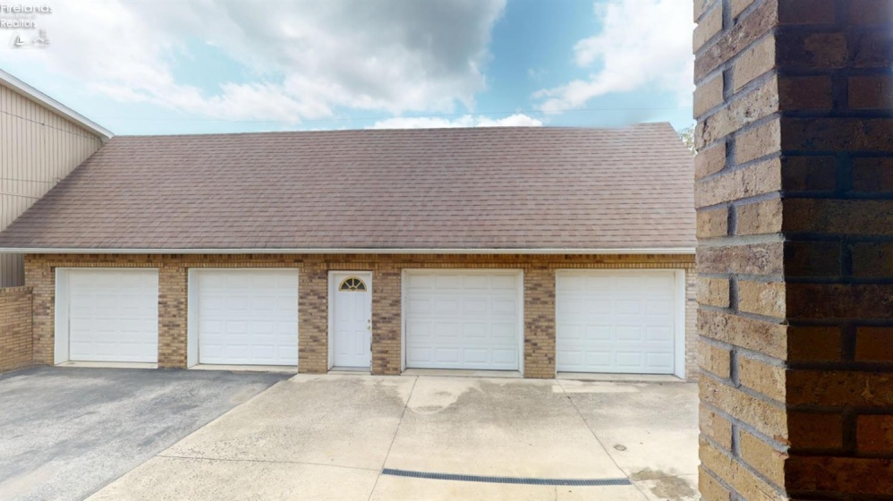 132 Wilson Avenue, Fremont, 43420, 3 Bedrooms Bedrooms, ,3 BathroomsBathrooms,Residential,For Sale,Wilson,20262738