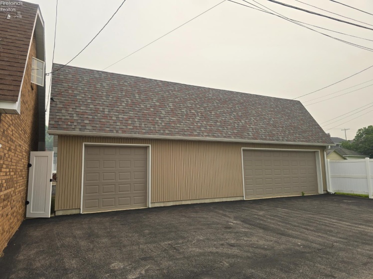 128 Wilson Avenue, Fremont, 43420, 3 Bedrooms Bedrooms, ,2 BathroomsBathrooms,Residential,For Sale,Wilson,20262744