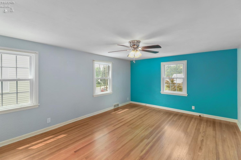 1707 Birchard Avenue, Fremont, 43420, 3 Bedrooms Bedrooms, ,2 BathroomsBathrooms,Residential,For Sale,Birchard,20262760