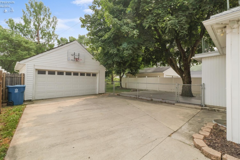 1707 Birchard Avenue, Fremont, 43420, 3 Bedrooms Bedrooms, ,2 BathroomsBathrooms,Residential,For Sale,Birchard,20262760