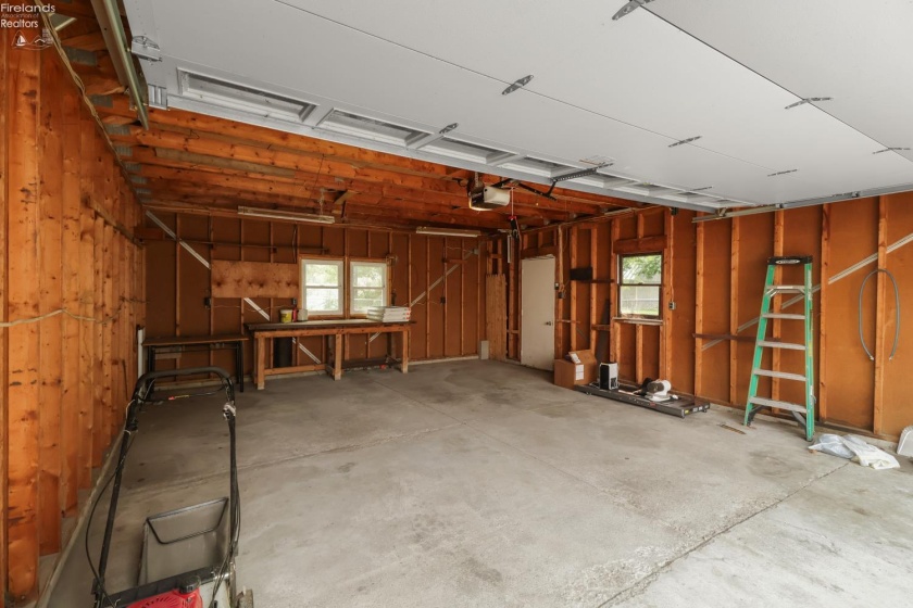 1707 Birchard Avenue, Fremont, 43420, 3 Bedrooms Bedrooms, ,2 BathroomsBathrooms,Residential,For Sale,Birchard,20262760