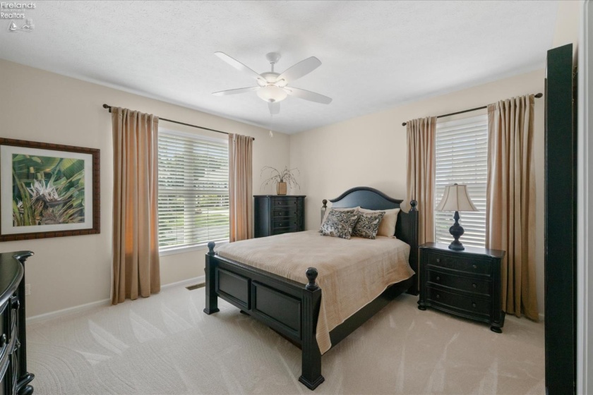 4511 Harbors Edge, Port Clinton, 43452, 4 Bedrooms Bedrooms, ,3 BathroomsBathrooms,Residential,For Sale,Harbors Edge,20262851