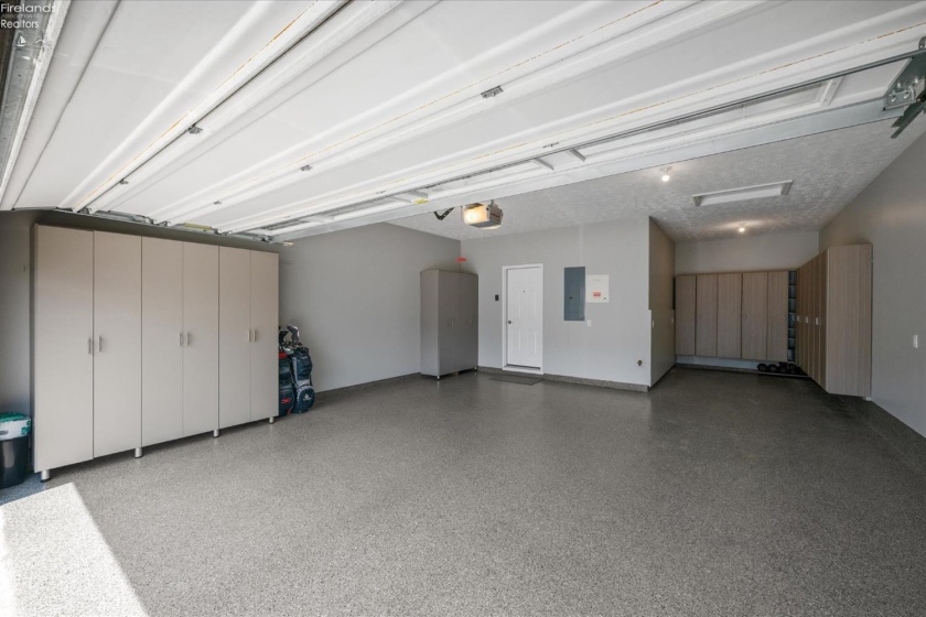 4511 Harbors Edge, Port Clinton, 43452, 4 Bedrooms Bedrooms, ,3 BathroomsBathrooms,Residential,For Sale,Harbors Edge,20262851