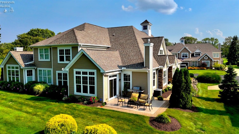 4511 Harbors Edge, Port Clinton, 43452, 4 Bedrooms Bedrooms, ,3 BathroomsBathrooms,Residential,For Sale,Harbors Edge,20262851
