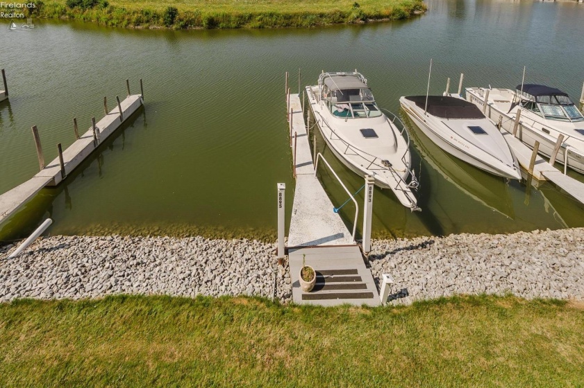 8895 Canada Goose Court, Oak Harbor, 43449, 2 Bedrooms Bedrooms, ,2 BathroomsBathrooms,Residential,For Sale,Canada Goose,20262828