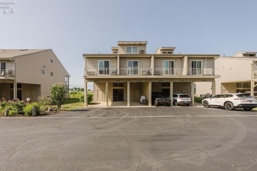 8895 Canada Goose Court, Oak Harbor, 43449, 2 Bedrooms Bedrooms, ,2 BathroomsBathrooms,Residential,For Sale,Canada Goose,20262828