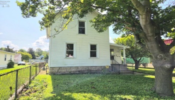 309 Ohio Avenue, Fremont, 43420, 3 Bedrooms Bedrooms, ,1 BathroomBathrooms,Residential,For Sale,Ohio,20262848
