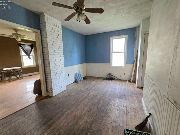 309 Ohio Avenue, Fremont, 43420, 3 Bedrooms Bedrooms, ,1 BathroomBathrooms,Residential,For Sale,Ohio,20262848