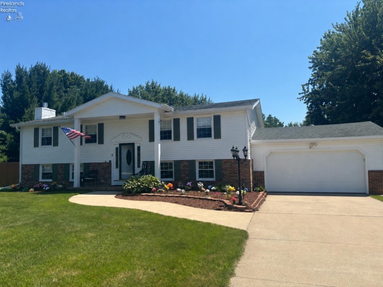12918 Mason Road, Vermilion, 44089, 4 Bedrooms Bedrooms, ,3 BathroomsBathrooms,Residential,For Sale,Mason,20262780