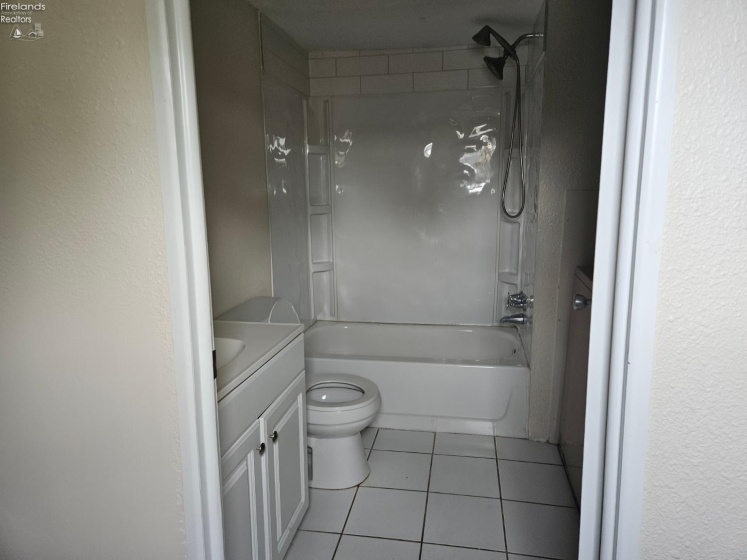 220 Maple Lane, Green Springs, 44836, 2 Bedrooms Bedrooms, ,1 BathroomBathrooms,Residential,For Sale,Maple,20262783