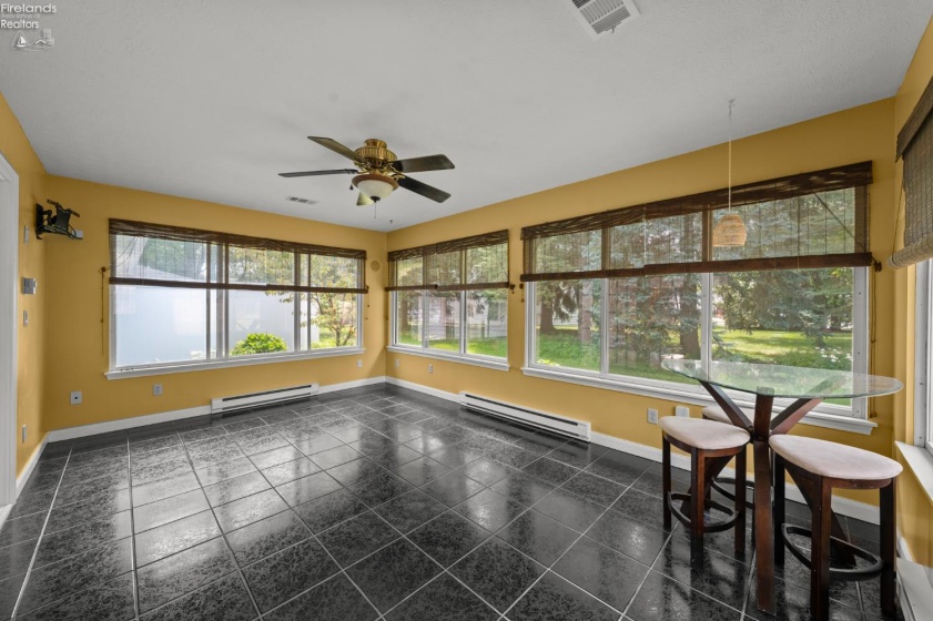 312 Lisa Ann Drive, Huron, 44839, 3 Bedrooms Bedrooms, ,2 BathroomsBathrooms,Residential,For Sale,Lisa Ann,20262855