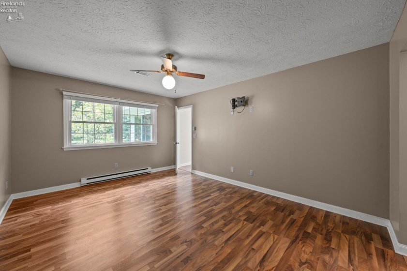 312 Lisa Ann Drive, Huron, 44839, 3 Bedrooms Bedrooms, ,2 BathroomsBathrooms,Residential,For Sale,Lisa Ann,20262855