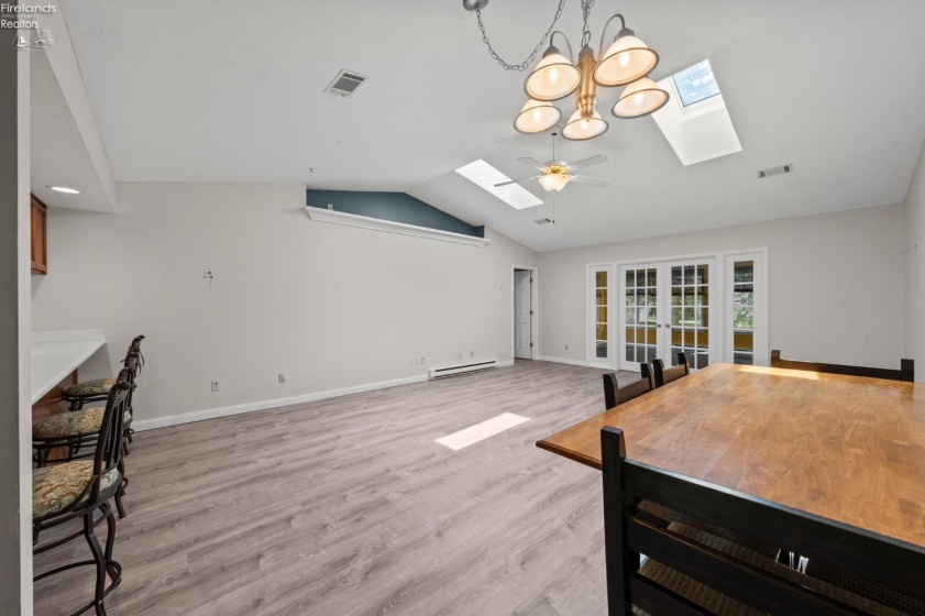 312 Lisa Ann Drive, Huron, 44839, 3 Bedrooms Bedrooms, ,2 BathroomsBathrooms,Residential,For Sale,Lisa Ann,20262855