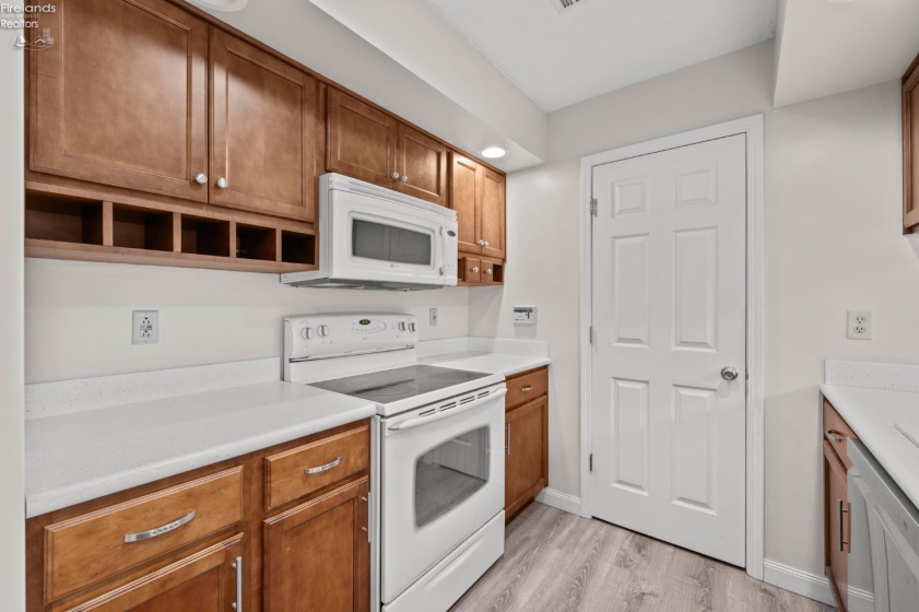 312 Lisa Ann Drive, Huron, 44839, 3 Bedrooms Bedrooms, ,2 BathroomsBathrooms,Residential,For Sale,Lisa Ann,20262855