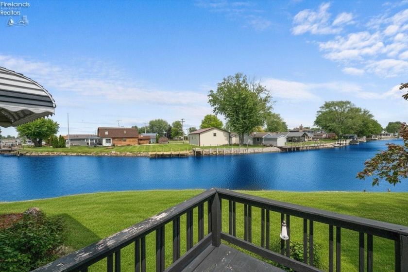 550 Tiffin Street, Port Clinton, 43452, 3 Bedrooms Bedrooms, ,1 BathroomBathrooms,Residential,For Sale,Tiffin,20262863
