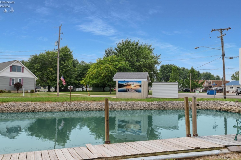 550 Tiffin Street, Port Clinton, 43452, 3 Bedrooms Bedrooms, ,1 BathroomBathrooms,Residential,For Sale,Tiffin,20262863