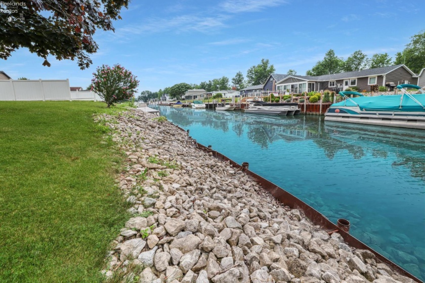 550 Tiffin Street, Port Clinton, 43452, 3 Bedrooms Bedrooms, ,1 BathroomBathrooms,Residential,For Sale,Tiffin,20262863