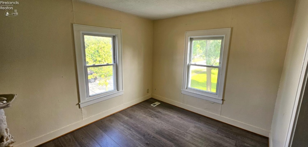 40 Hayes Street, Willard, 44890, 2 Bedrooms Bedrooms, ,2 BathroomsBathrooms,Residential,For Sale,Hayes,20262675
