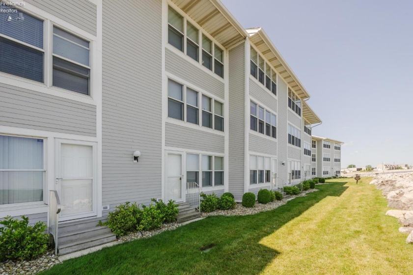 238 Lakeshore Drive, Port Clinton, 43452, 1 Bedroom Bedrooms, ,1 BathroomBathrooms,Residential,For Sale,Lakeshore,20262785