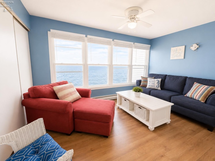 238 Lakeshore Drive, Port Clinton, 43452, 1 Bedroom Bedrooms, ,1 BathroomBathrooms,Residential,For Sale,Lakeshore,20262785