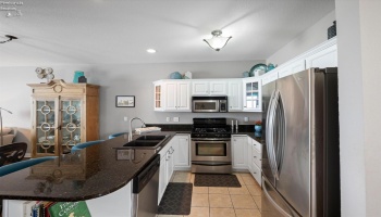 1187 Lakeshore Drive, Port Clinton, 43452, 2 Bedrooms Bedrooms, ,4 BathroomsBathrooms,Residential,For Sale,Lakeshore,20262835