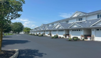 1187 Lakeshore Drive, Port Clinton, 43452, 2 Bedrooms Bedrooms, ,4 BathroomsBathrooms,Residential,For Sale,Lakeshore,20262835