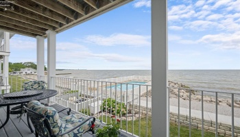 1187 Lakeshore Drive, Port Clinton, 43452, 2 Bedrooms Bedrooms, ,4 BathroomsBathrooms,Residential,For Sale,Lakeshore,20262835