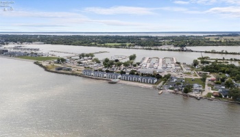 1187 Lakeshore Drive, Port Clinton, 43452, 2 Bedrooms Bedrooms, ,4 BathroomsBathrooms,Residential,For Sale,Lakeshore,20262835