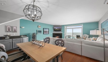 1187 Lakeshore Drive, Port Clinton, 43452, 2 Bedrooms Bedrooms, ,4 BathroomsBathrooms,Residential,For Sale,Lakeshore,20262835