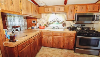 3604 Spencer Avenue, Sandusky, 44870, 3 Bedrooms Bedrooms, ,2 BathroomsBathrooms,Residential,For Sale,Spencer,20262470
