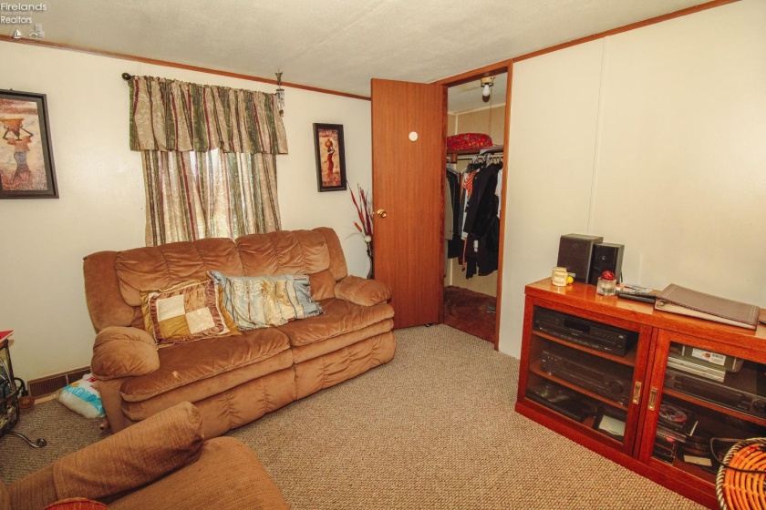 3604 Spencer Avenue, Sandusky, 44870, 3 Bedrooms Bedrooms, ,2 BathroomsBathrooms,Residential,For Sale,Spencer,20262470