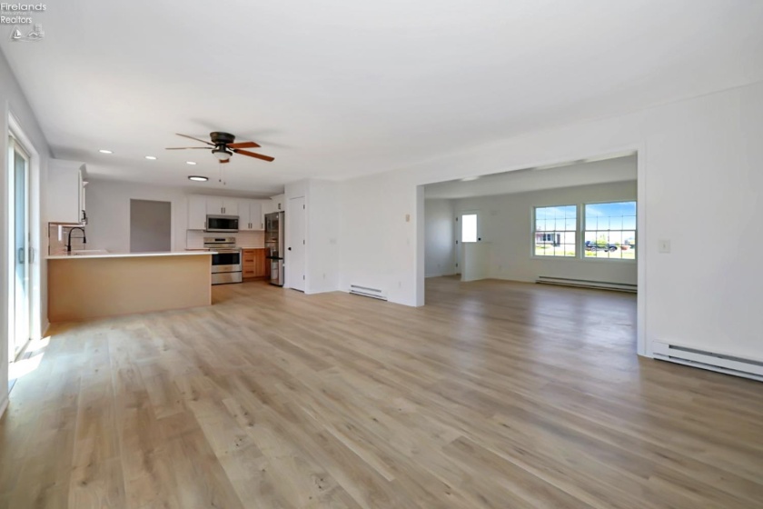 10422 Bier Road, Oak Harbor, 43449, 3 Bedrooms Bedrooms, ,2 BathroomsBathrooms,Residential,For Sale,Bier,20262866