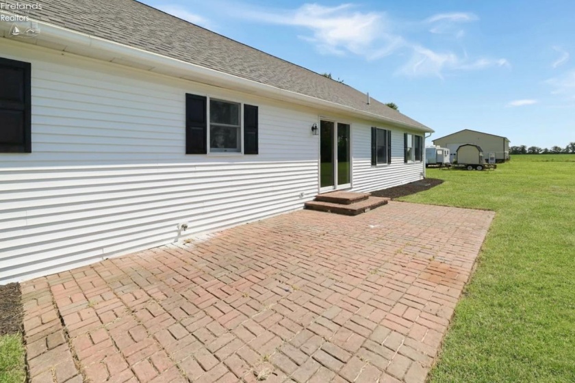 10422 Bier Road, Oak Harbor, 43449, 3 Bedrooms Bedrooms, ,2 BathroomsBathrooms,Residential,For Sale,Bier,20262866
