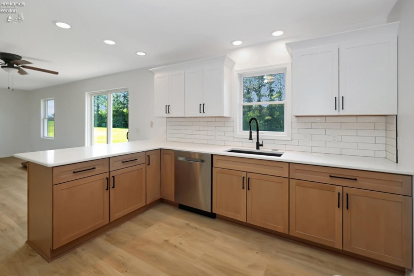 10422 Bier Road, Oak Harbor, 43449, 3 Bedrooms Bedrooms, ,2 BathroomsBathrooms,Residential,For Sale,Bier,20262866