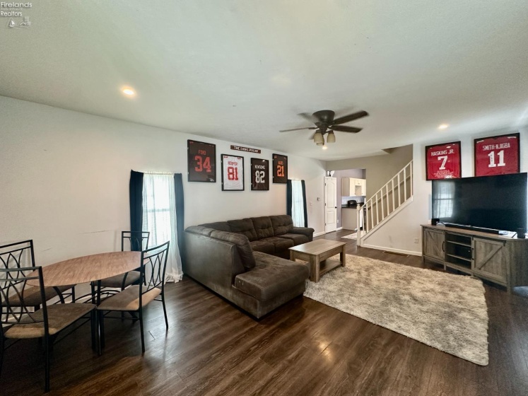 1019 Alger, Fremont, 43420, 2 Bedrooms Bedrooms, ,1 BathroomBathrooms,Residential,For Sale,Alger,20262829
