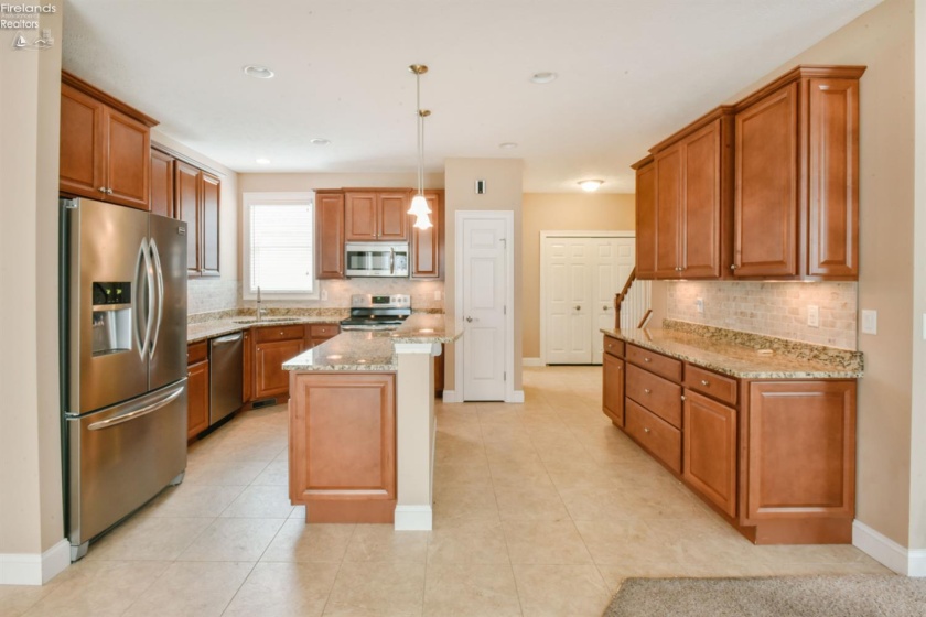 4928 Avery Way, North Ridgeville, 44039, 3 Bedrooms Bedrooms, ,2 BathroomsBathrooms,Residential,For Sale,Avery Way,20262867