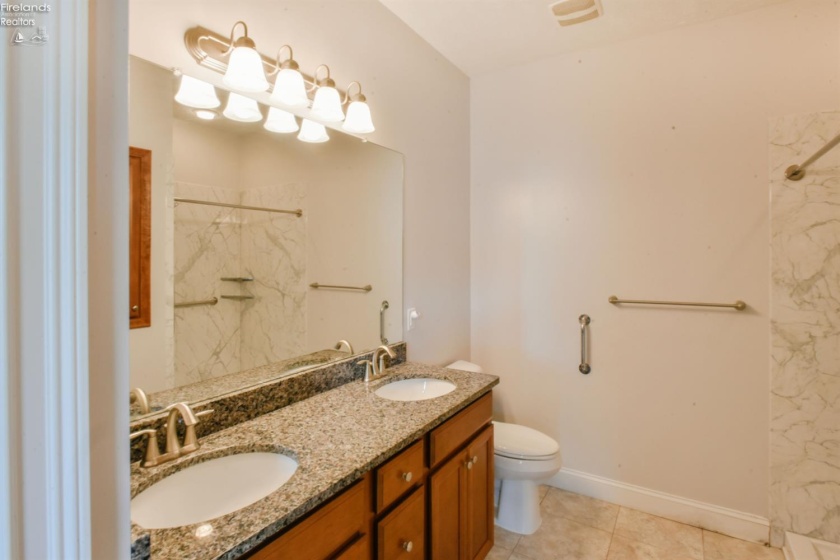 4928 Avery Way, North Ridgeville, 44039, 3 Bedrooms Bedrooms, ,2 BathroomsBathrooms,Residential,For Sale,Avery Way,20262867