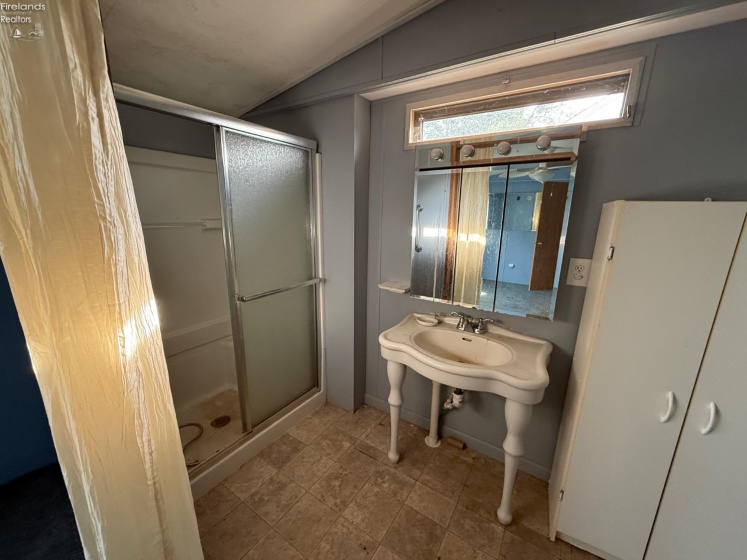 49 S Bass Dr, Marblehead, 43440, 2 Bedrooms Bedrooms, ,2 BathroomsBathrooms,Residential,For Sale,S Bass Dr,20262870
