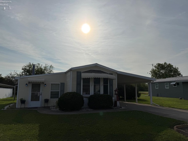 49 S Bass Dr, Marblehead, 43440, 2 Bedrooms Bedrooms, ,2 BathroomsBathrooms,Residential,For Sale,S Bass Dr,20262870