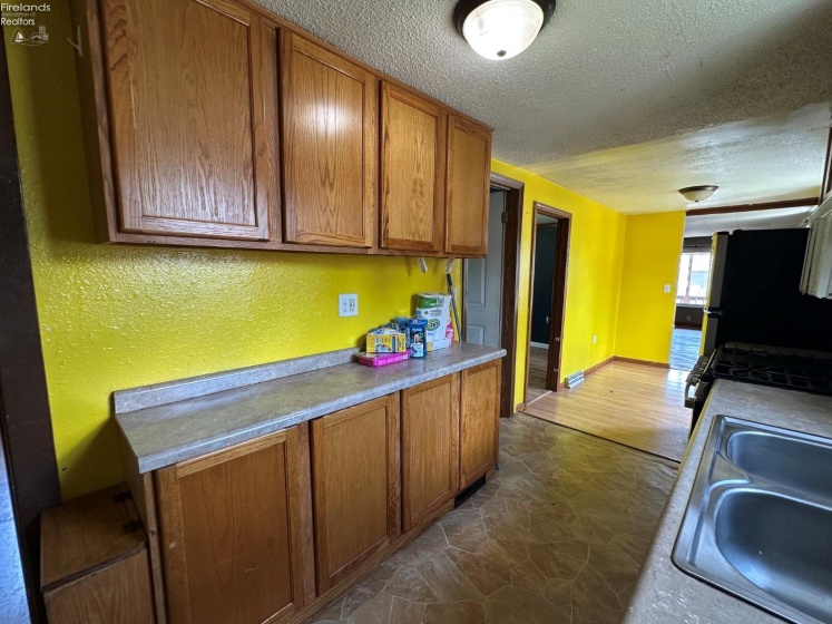 4120 Waltham, Northwood, 43619, 3 Bedrooms Bedrooms, ,1 BathroomBathrooms,Residential,For Sale,Waltham,20262875