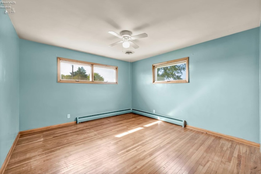 5208 Hayes Avenue, Sandusky, 44870, 3 Bedrooms Bedrooms, ,2 BathroomsBathrooms,Residential,For Sale,Hayes,20262850