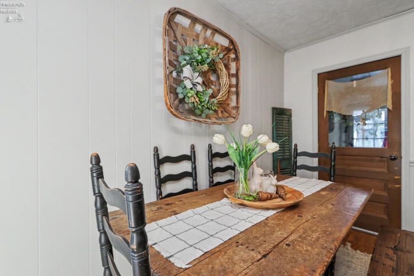 4 Union Street, Greenwich, 44837, 3 Bedrooms Bedrooms, ,1 BathroomBathrooms,Residential,For Sale,Union,20262880