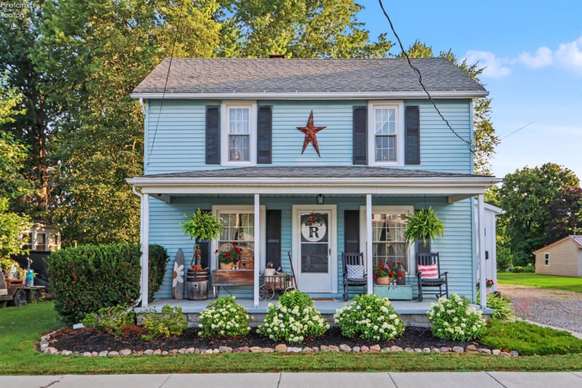 4 Union Street, Greenwich, 44837, 3 Bedrooms Bedrooms, ,1 BathroomBathrooms,Residential,For Sale,Union,20262880