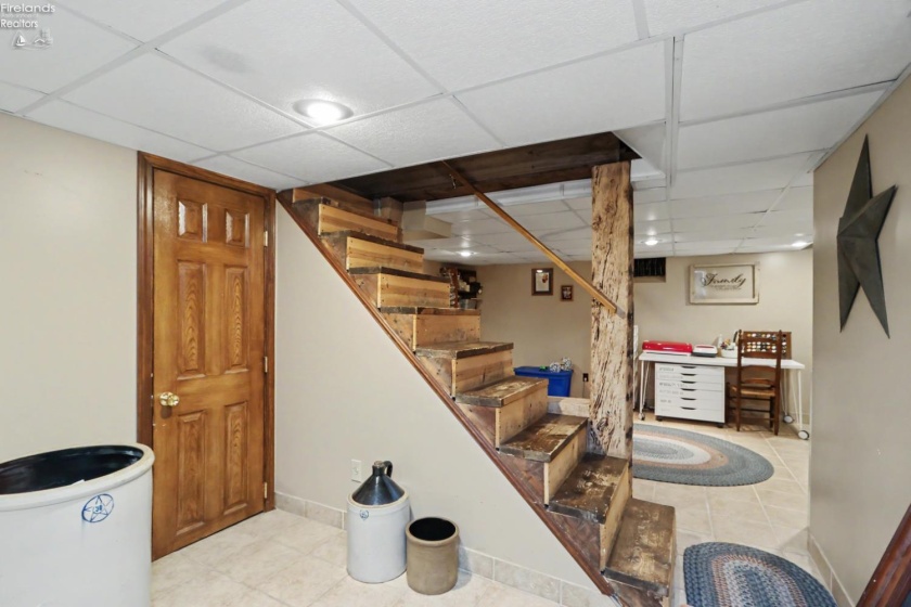 4 Union Street, Greenwich, 44837, 3 Bedrooms Bedrooms, ,1 BathroomBathrooms,Residential,For Sale,Union,20262880