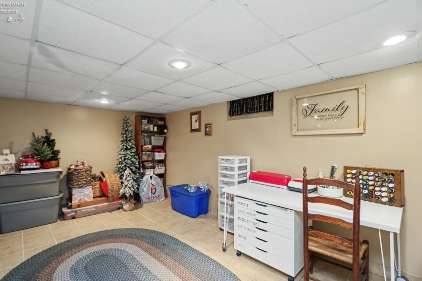 4 Union Street, Greenwich, 44837, 3 Bedrooms Bedrooms, ,1 BathroomBathrooms,Residential,For Sale,Union,20262880