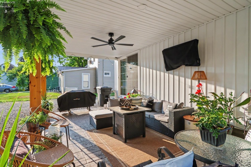 4 Union Street, Greenwich, 44837, 3 Bedrooms Bedrooms, ,1 BathroomBathrooms,Residential,For Sale,Union,20262880