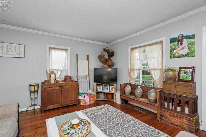4 Union Street, Greenwich, 44837, 3 Bedrooms Bedrooms, ,1 BathroomBathrooms,Residential,For Sale,Union,20262880