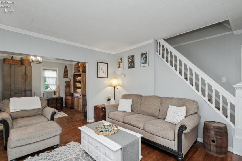 4 Union Street, Greenwich, 44837, 3 Bedrooms Bedrooms, ,1 BathroomBathrooms,Residential,For Sale,Union,20262880