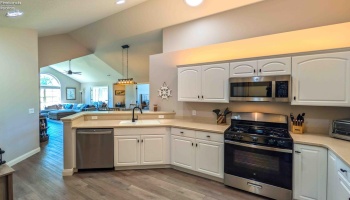 2680 Canterbury Circle, Port Clinton, 43452, 2 Bedrooms Bedrooms, ,2 BathroomsBathrooms,Residential,For Sale,Canterbury,20262831