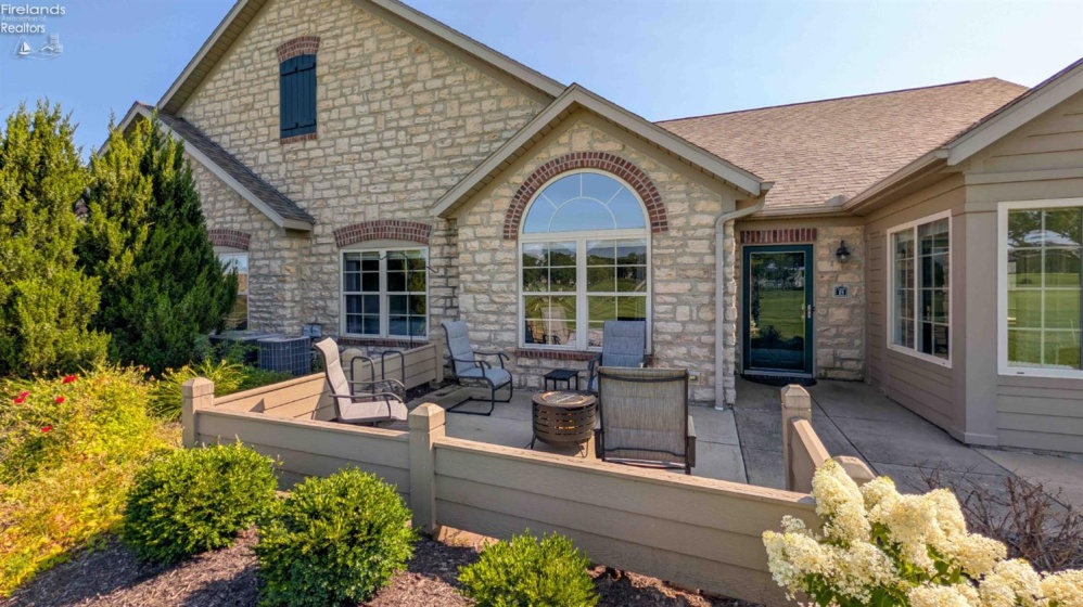 2680 Canterbury Circle, Port Clinton, 43452, 2 Bedrooms Bedrooms, ,2 BathroomsBathrooms,Residential,For Sale,Canterbury,20262831